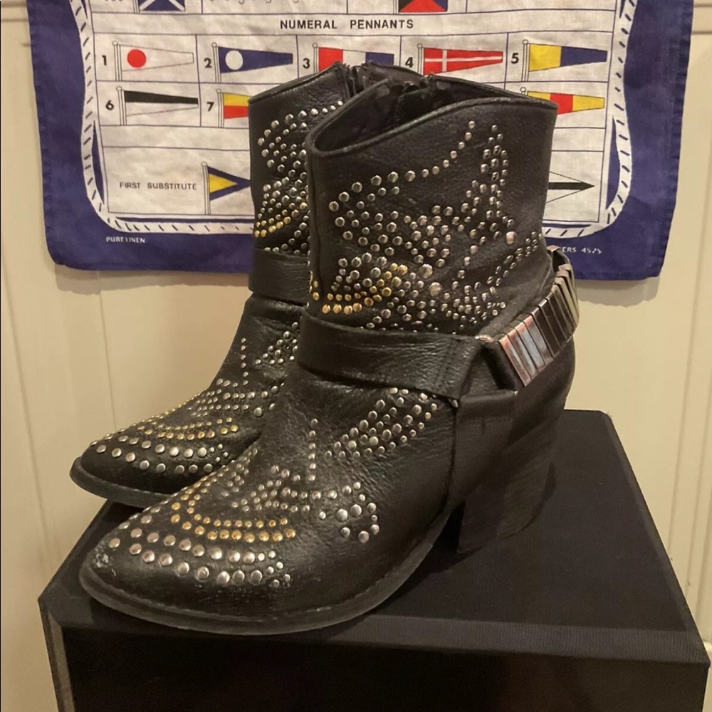 Jeffrey Campbell Boot Size 6 Studded Cowboy